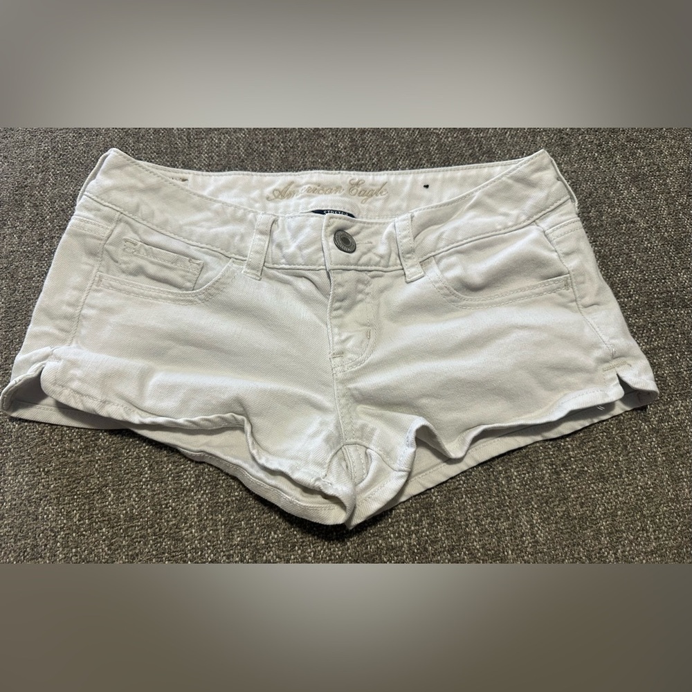 American Eagle Stretch Shorts Women’s Size 2 
Pre-owned
